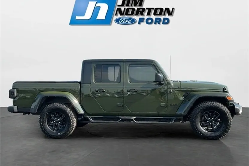 2023 Jeep Gladiator Sport S photo 1
