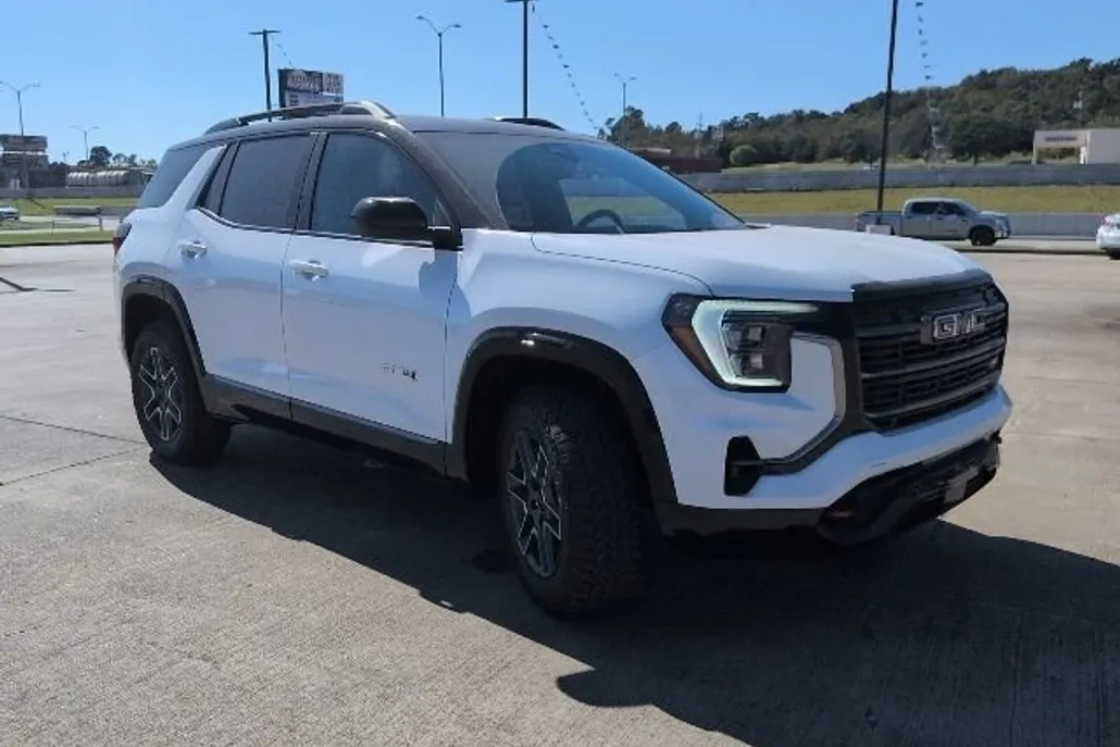 2026 Gmc Terrain AT4 photo 1