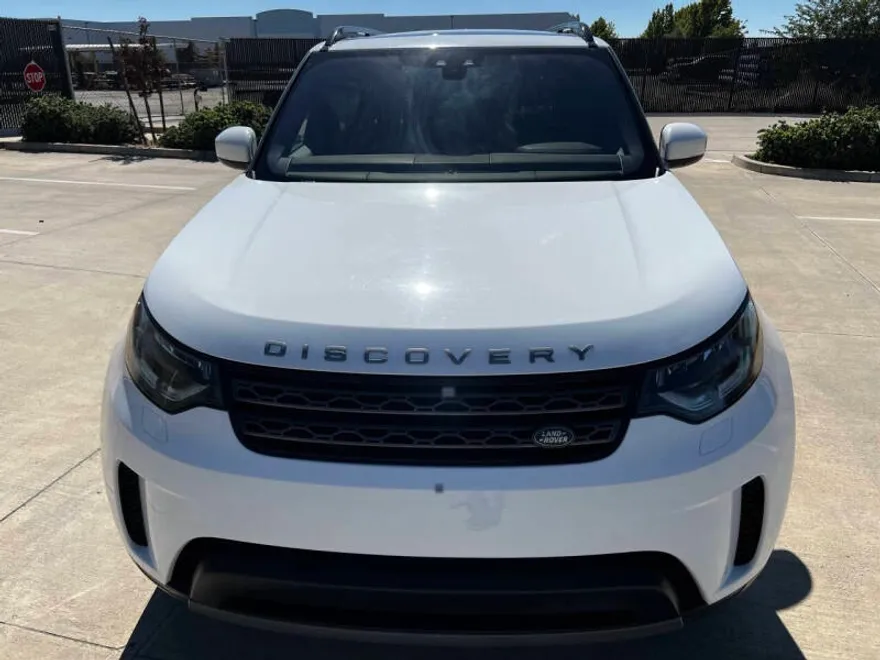 2019 Land Rover Discovery SE photo 1