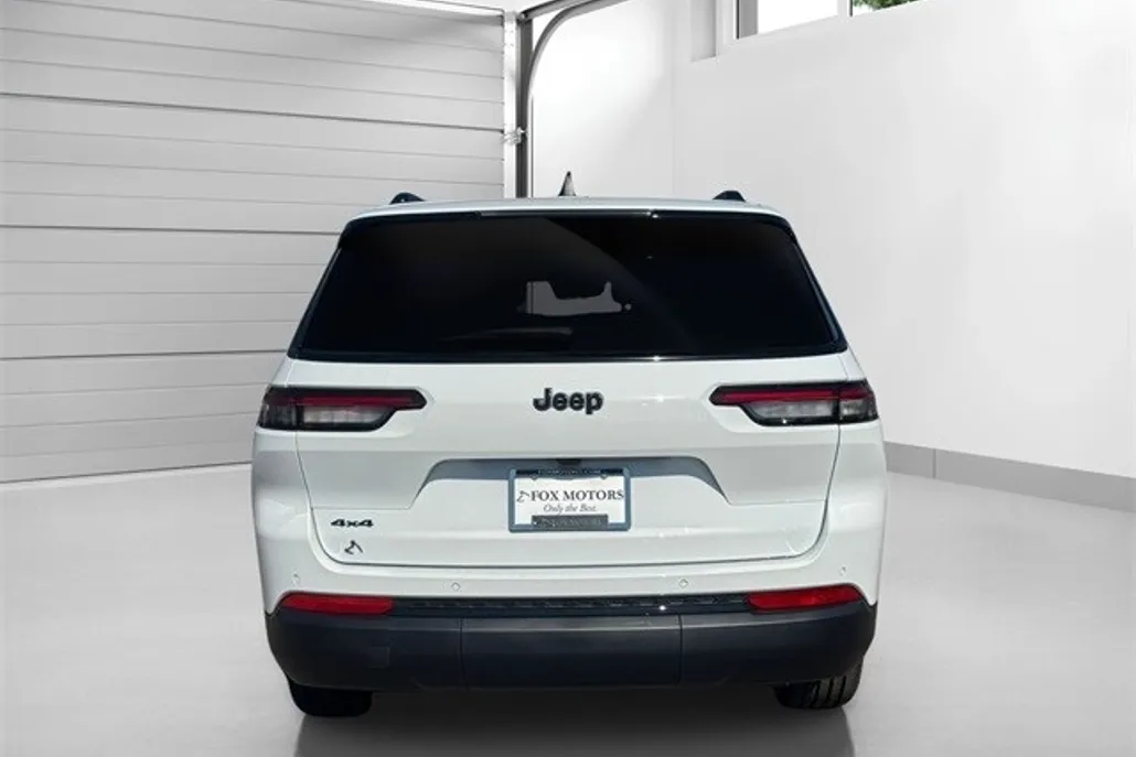 2025 Jeep Grand Cherokee Altitude X photo 1