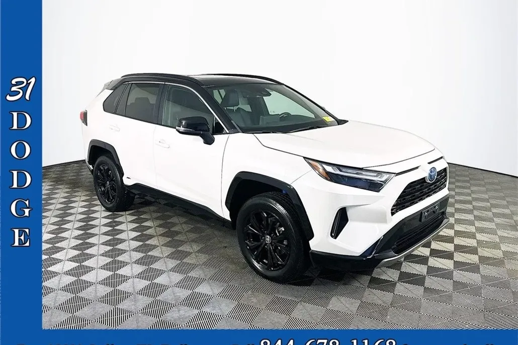 2022 Toyota RAV4 Hybrid XSE photo 1