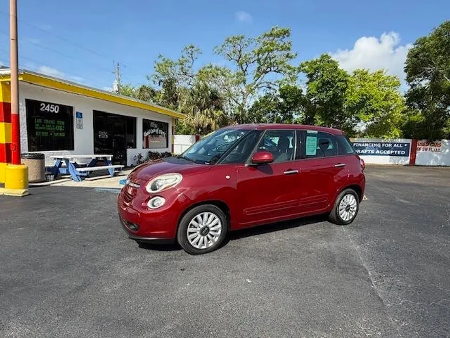 2015 Fiat 500L Easy photo 1