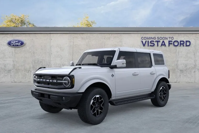 2025 Ford Bronco Outer Banks photo 1