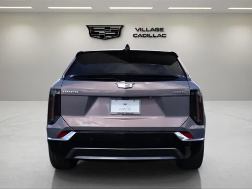 2025 Cadillac Optiq Luxury photo 4