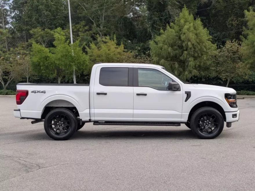 2025 Ford F-150 STX photo 1
