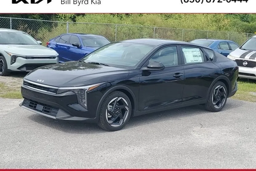2025 Kia K4 EX photo 1