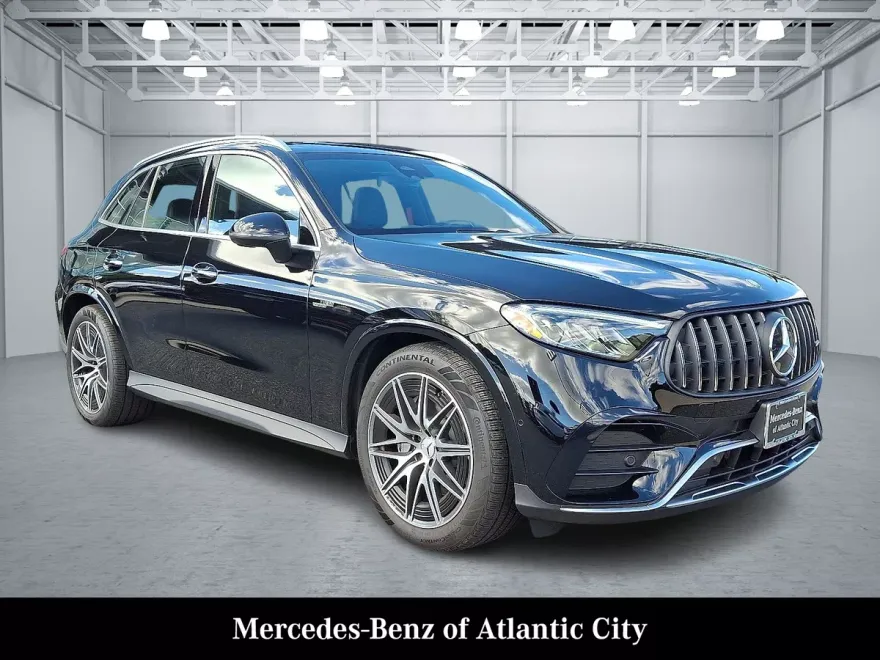 2025 Mercedes Benz GLC AMG 43 4MATIC photo 1