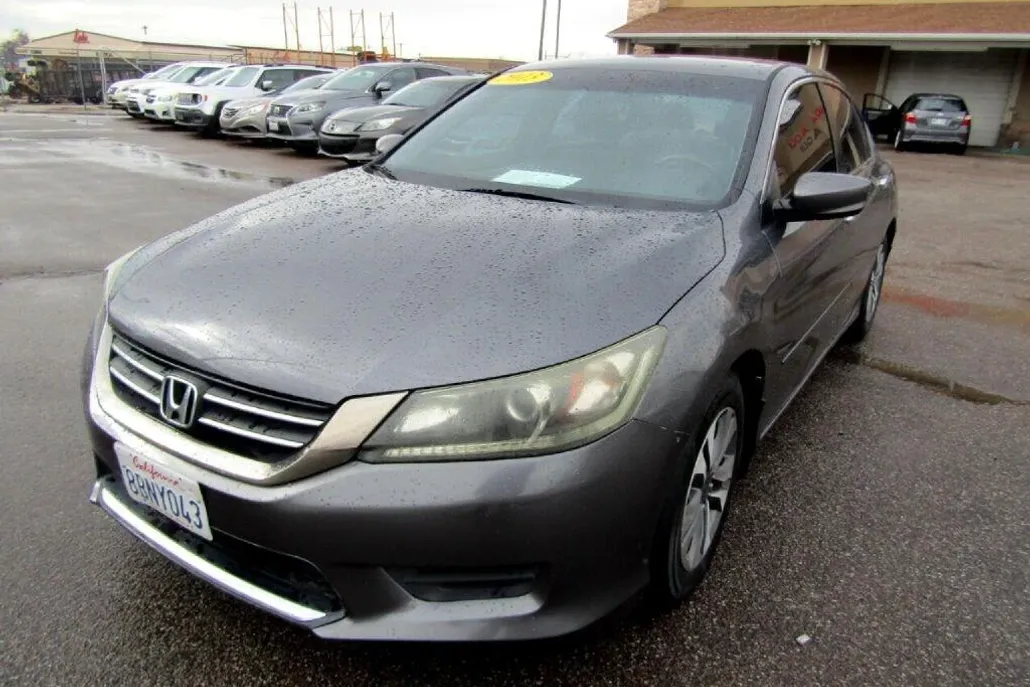 2013 Honda Accord LX photo 1