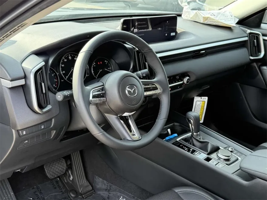 2025 Mazda CX-50 2.5 S Preferred photo 1