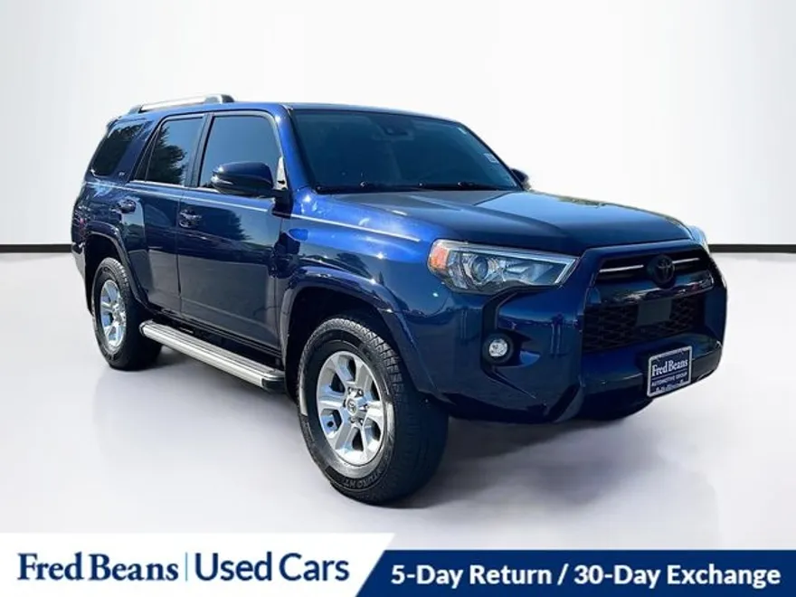 2022 Toyota 4Runner SR5 Premium photo 1