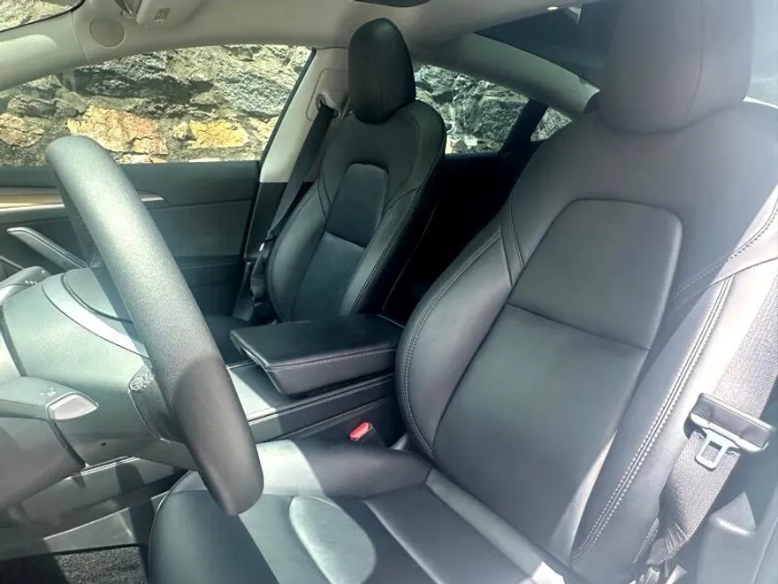 2022 Tesla Model 3 Long Range photo 15