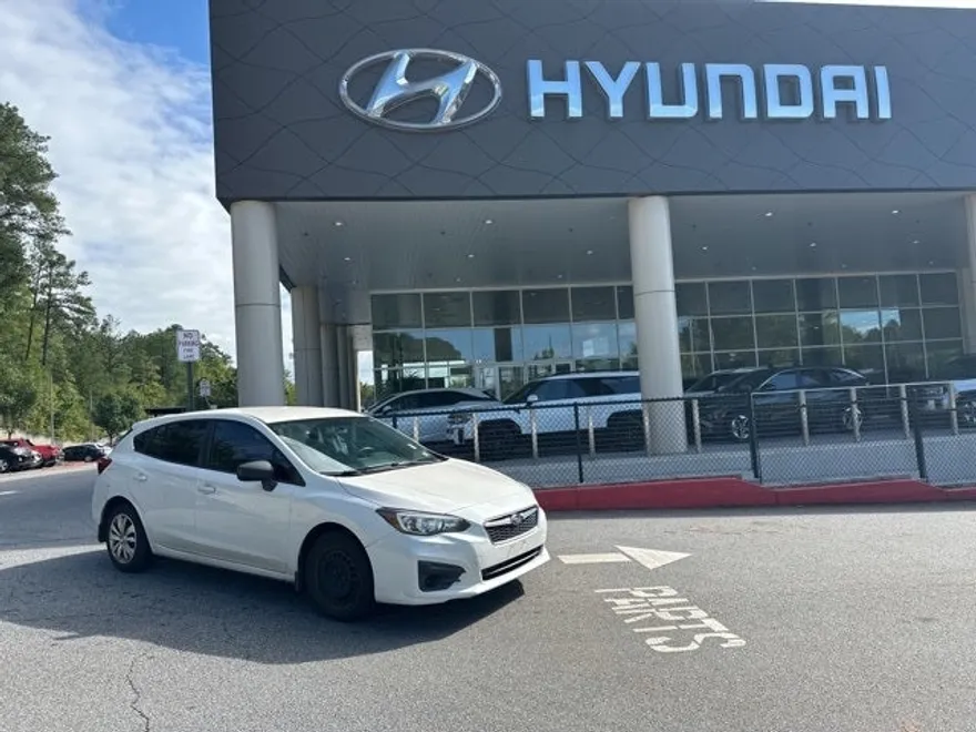2018 Subaru Impreza 2.0i photo 1