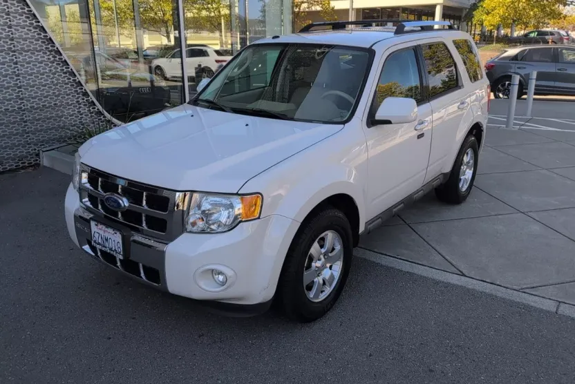2012 Ford Escape Limited photo 1