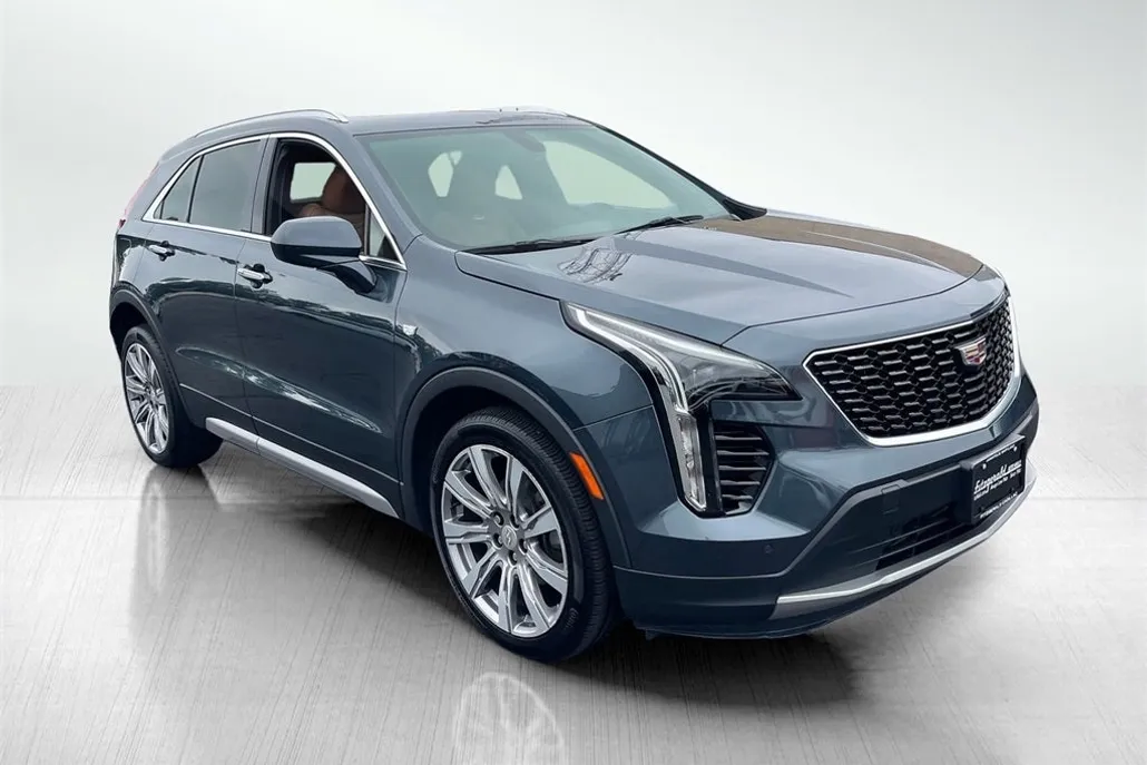 2019 Cadillac XT4 Premium Luxury photo 1