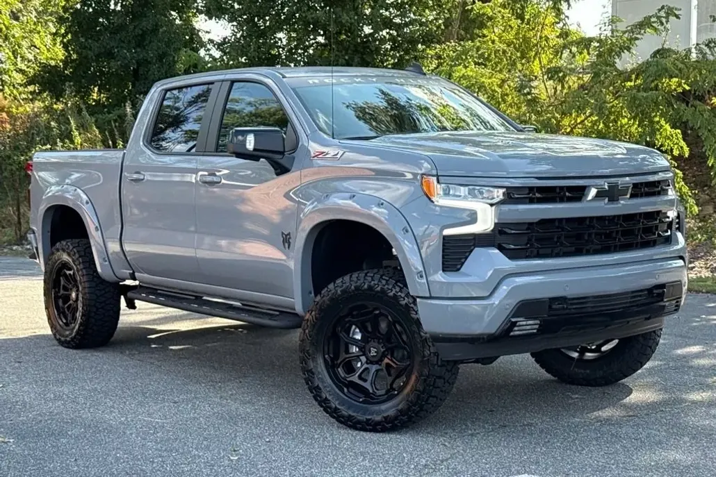 2025 Chevrolet Silverado 1500 RST photo 1