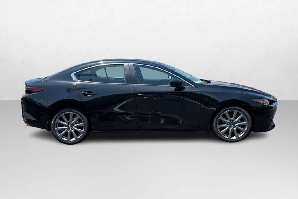 2025 Mazda Mazda3 Sedan 2.5 s Preferred photo 1