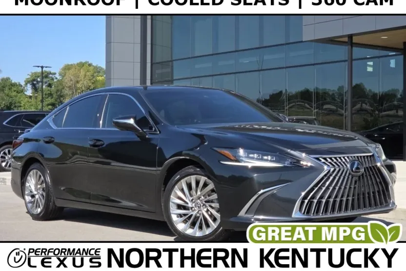 2023 Lexus ES 300h Ultra Luxury photo 1