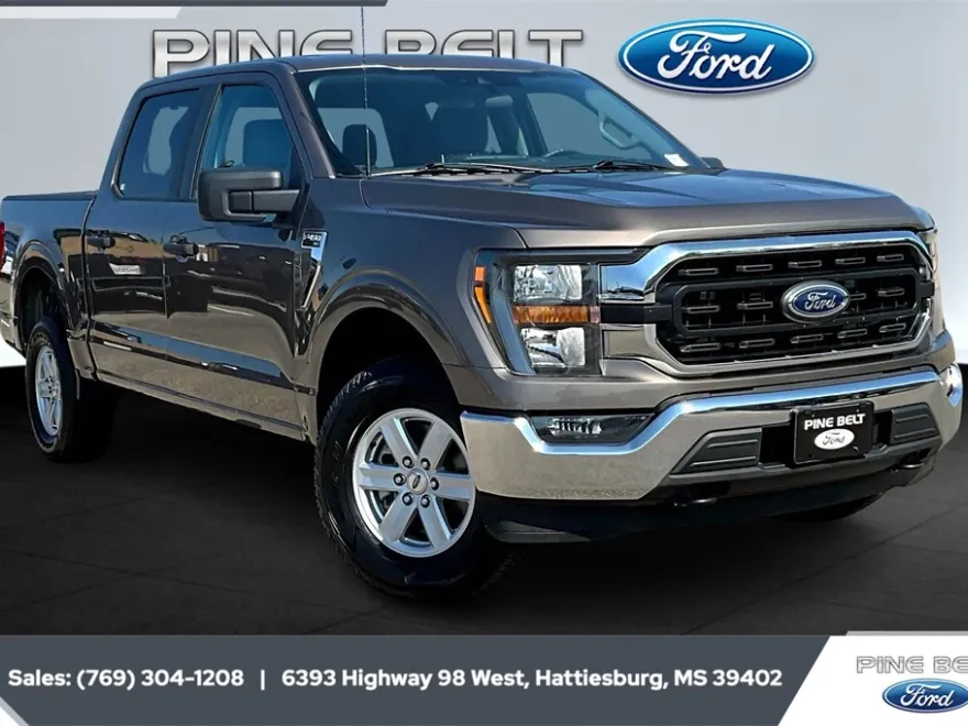 2023 Ford F-150 XLT photo 1