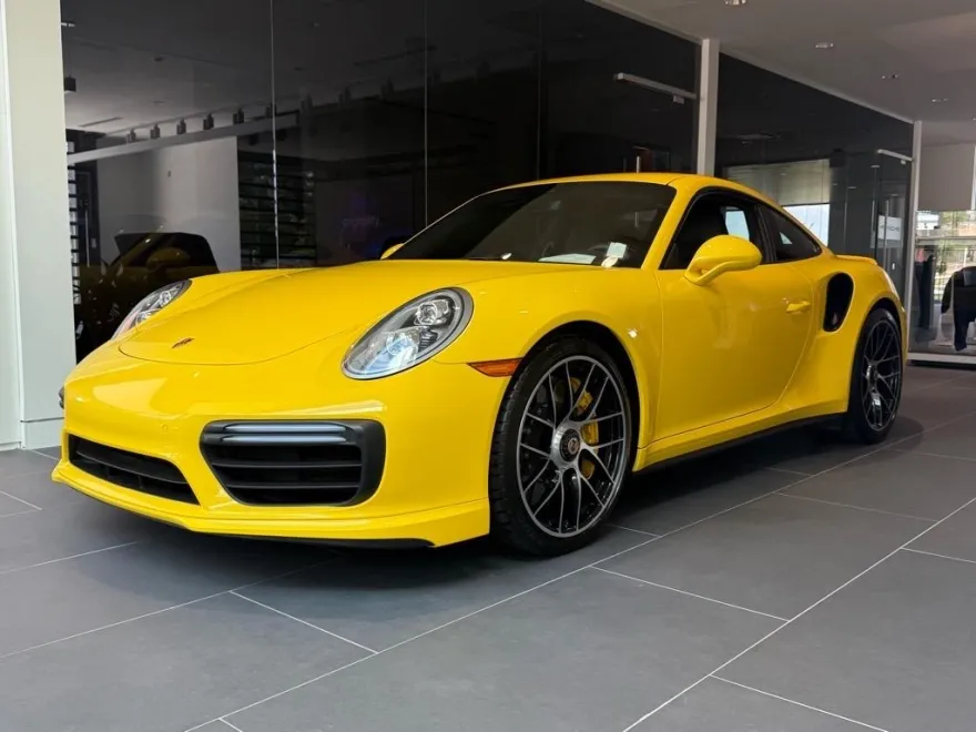 2019 Porsche 911 Turbo S photo 1