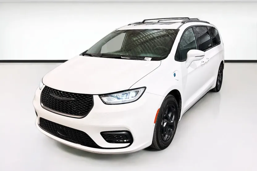 2022 Chrysler Pacifica Hybrid Limited photo 1