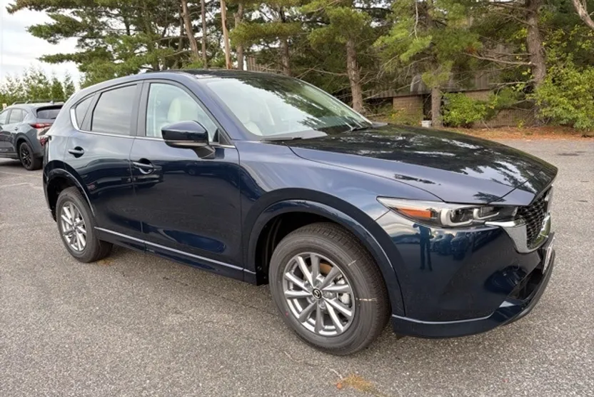 2025 Mazda CX-5 2.5 S Preferred photo 1