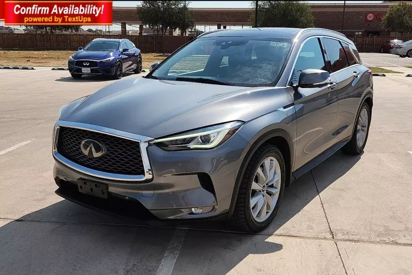 2019 Infiniti QX50 Essential photo 1