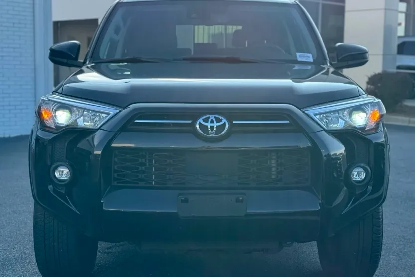 2024 Toyota 4Runner SR5 photo 1