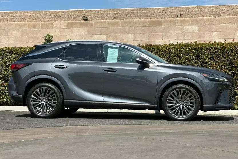 2024 Lexus RX 350h Luxury photo 1