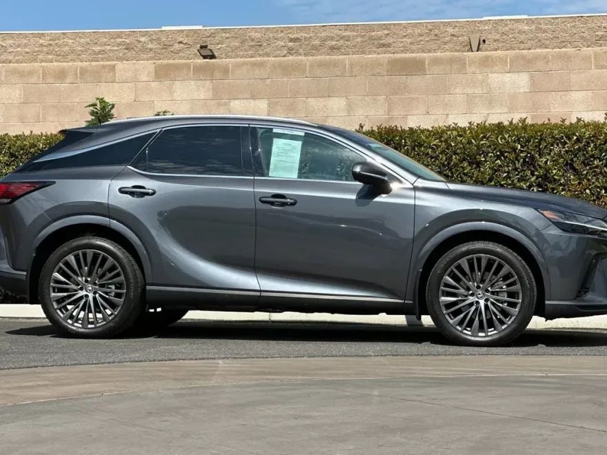 2024 Lexus RX 350h Luxury photo 1