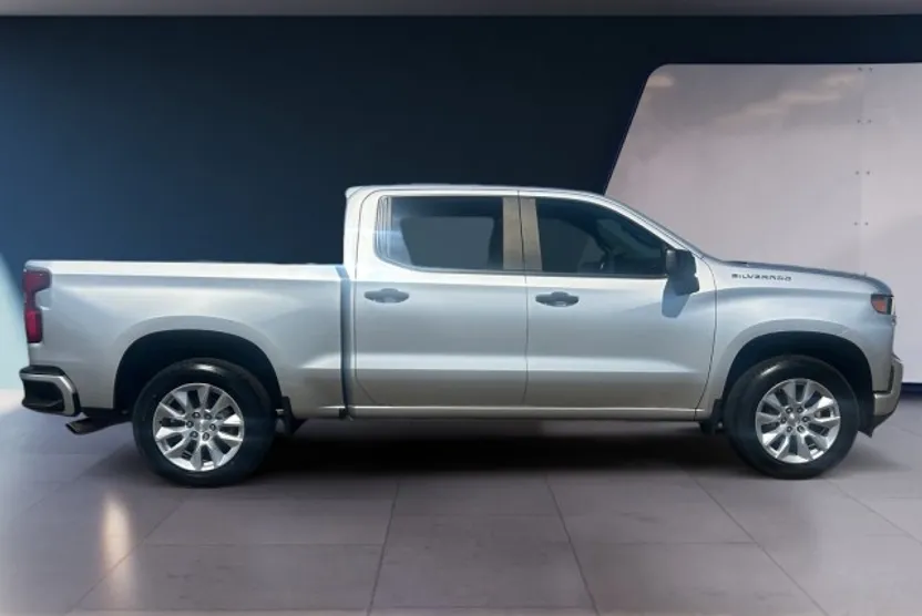 2020 Chevrolet Silverado 1500 Custom photo 1