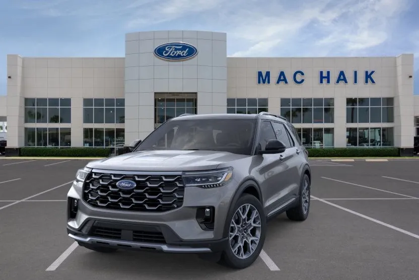 2025 Ford Explorer Platinum photo 1