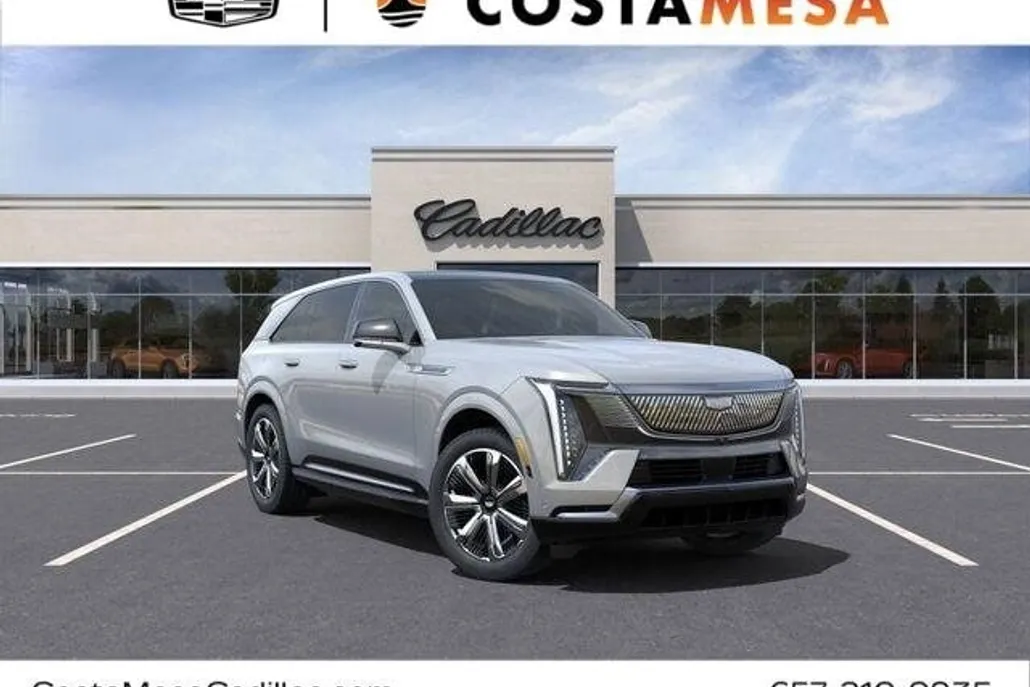 2025 Cadillac Escalade IQ Luxury photo 1
