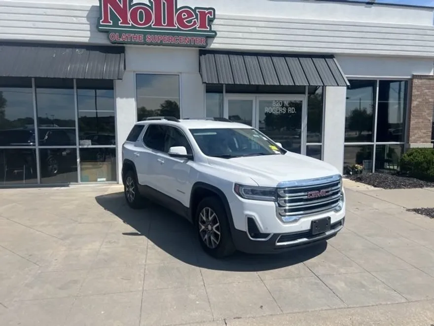 2023 Gmc Acadia SLT photo 1