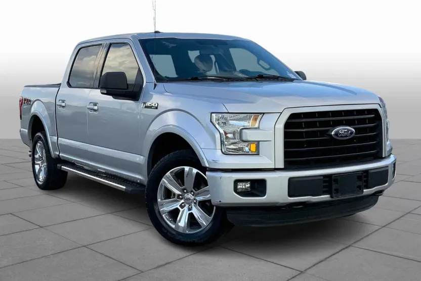 2015 Ford F-150 XLT photo 1