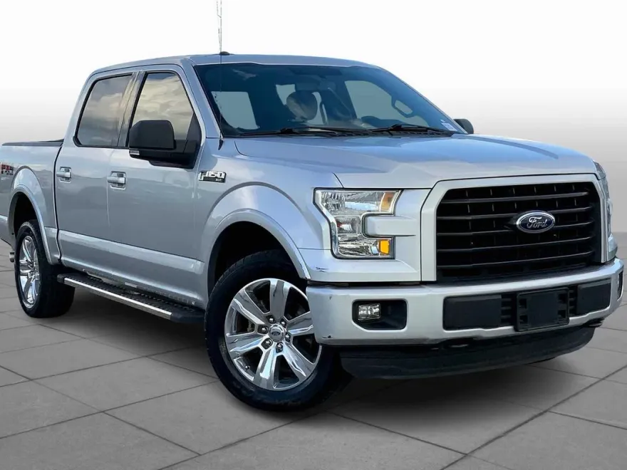 2015 Ford F-150 XLT photo 1
