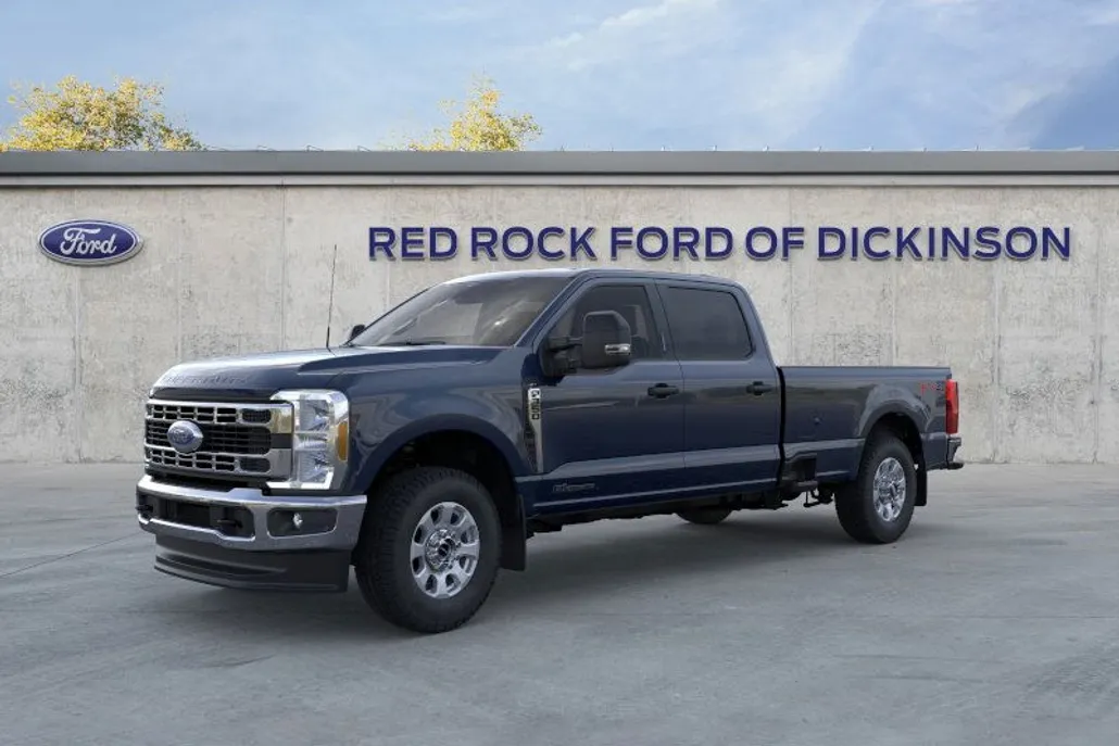 2025 Ford F-350 XLT photo 1