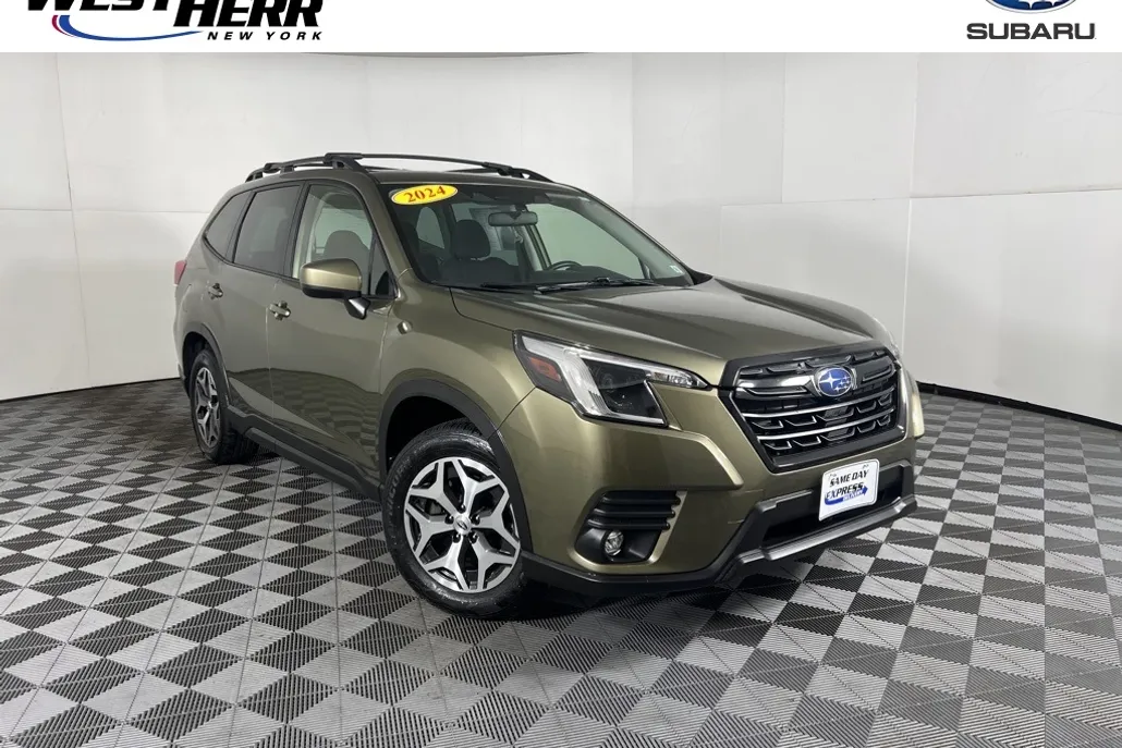2024 Subaru Forester Premium photo 1