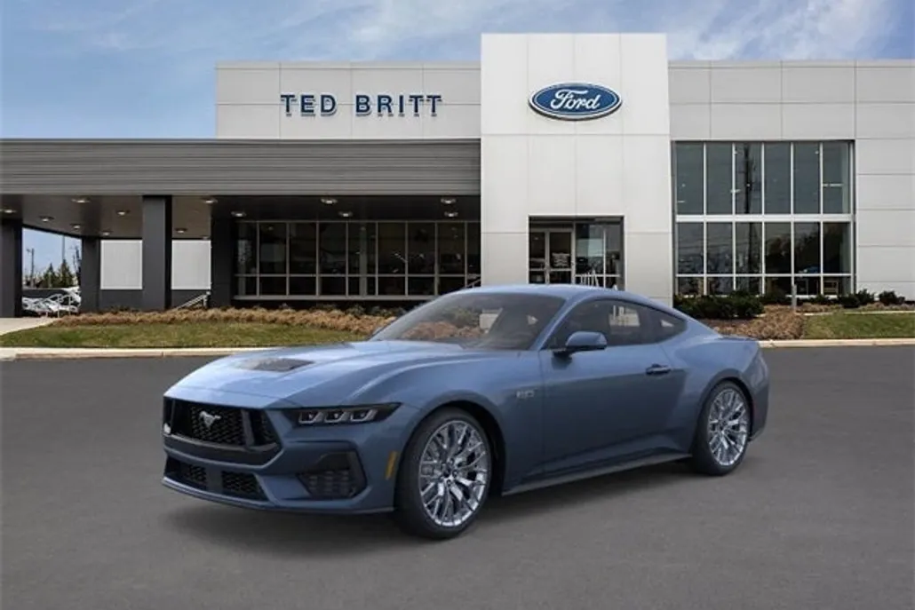 2025 Ford Mustang GT Premium photo 1