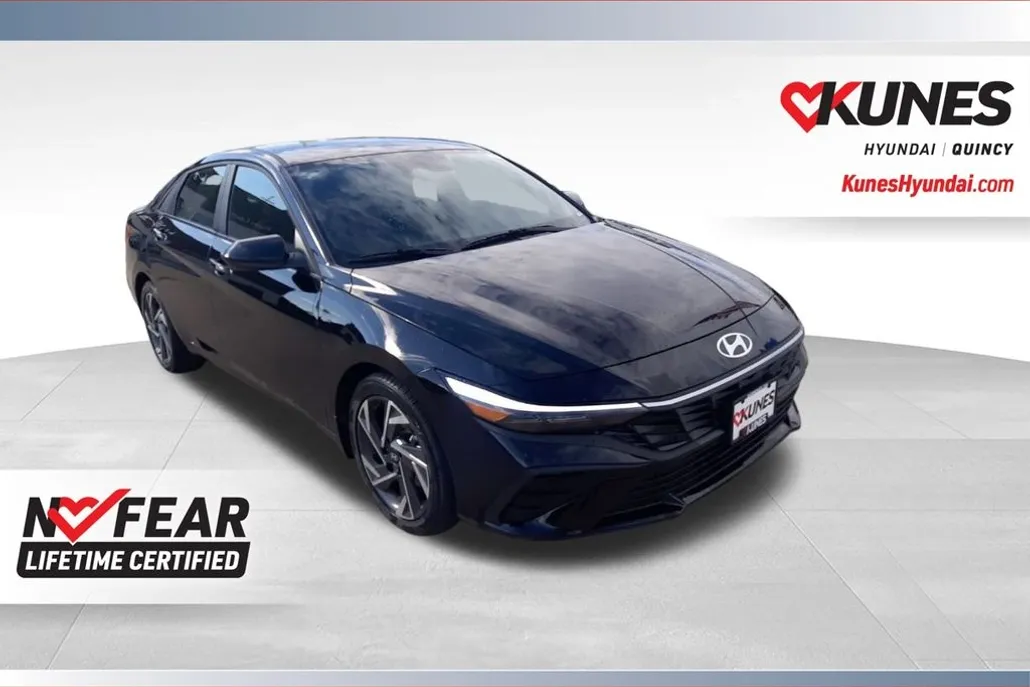 2025 Hyundai Elantra SEL Sport photo 1
