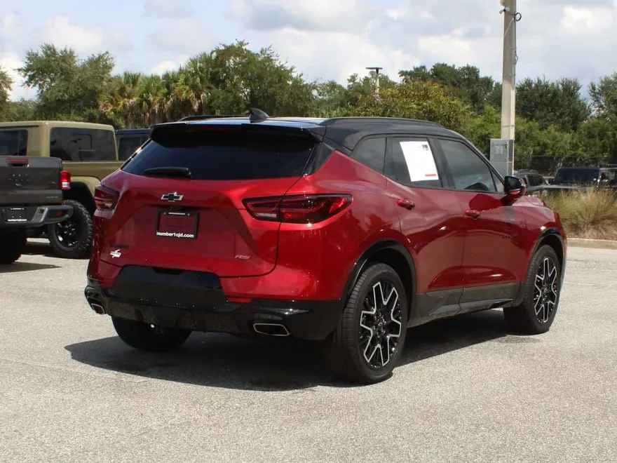 2024 Chevrolet Blazer RS photo 1