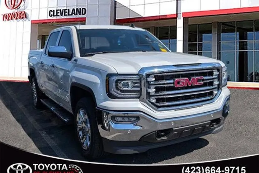 2017 Gmc Sierra 1500 SLT photo 1
