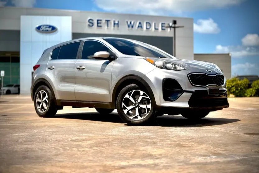 2022 Kia Sportage LX photo 1