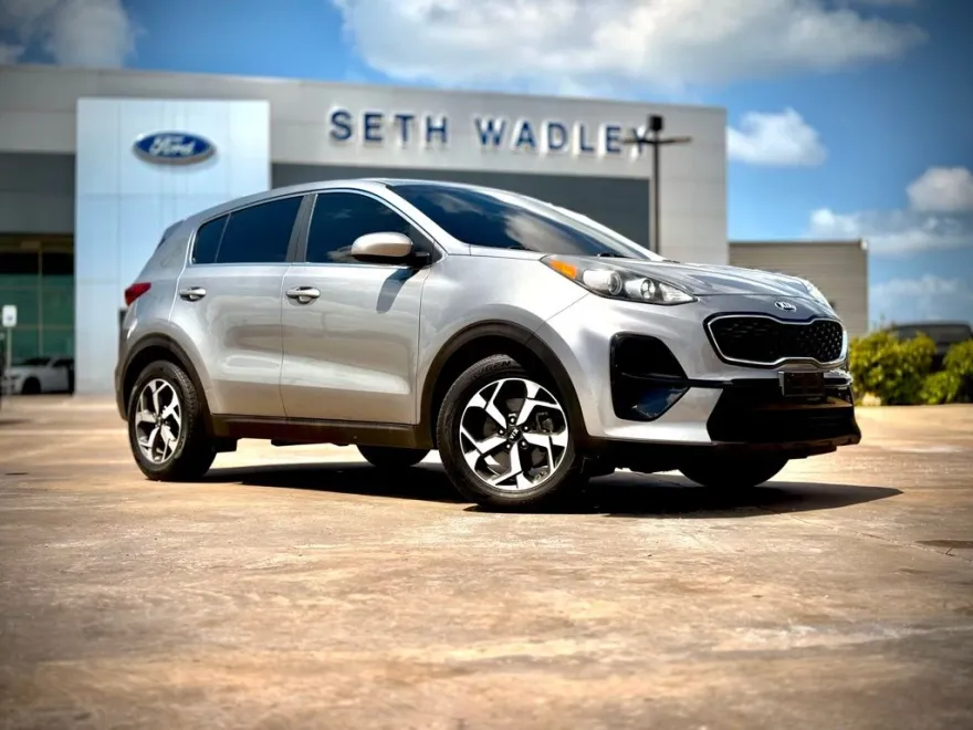 2022 Kia Sportage LX photo 1