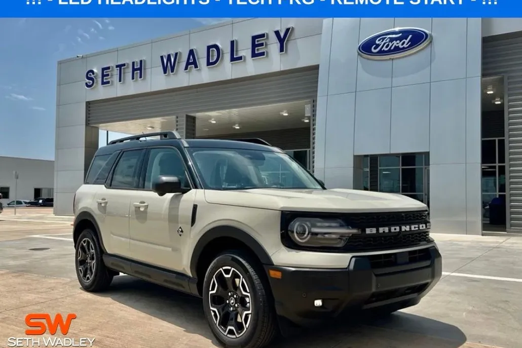 2025 Ford Bronco Sport Outer Banks photo 1