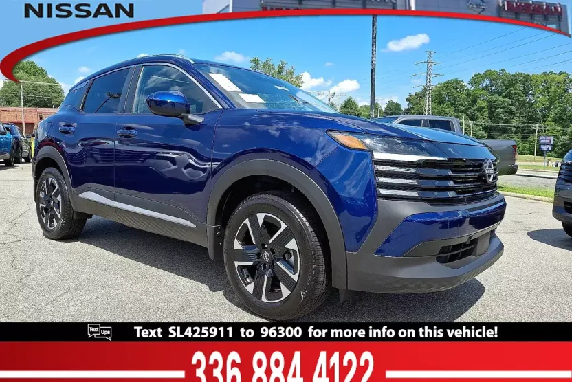 2025 Nissan Kicks SV photo 1