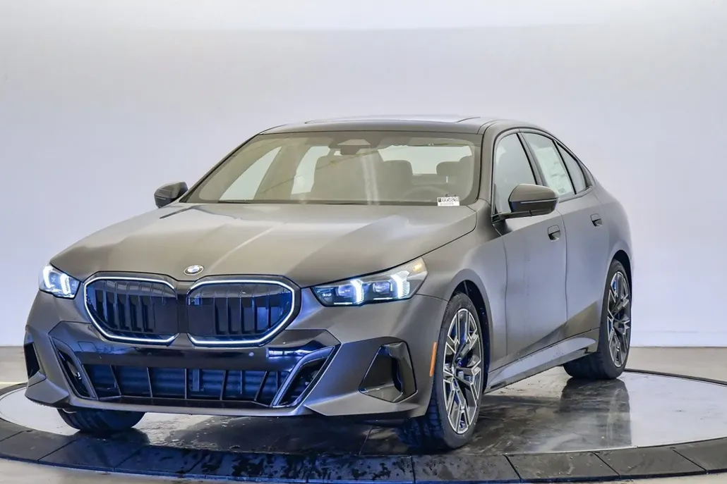 2026 Bmw 530i photo 1