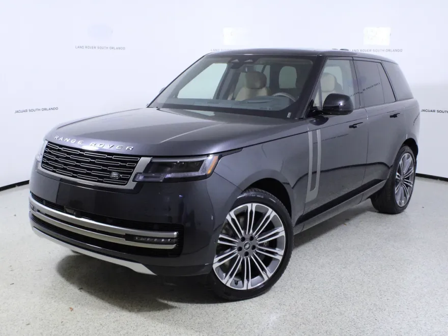 2025 Land Rover Range Rover SE photo 1