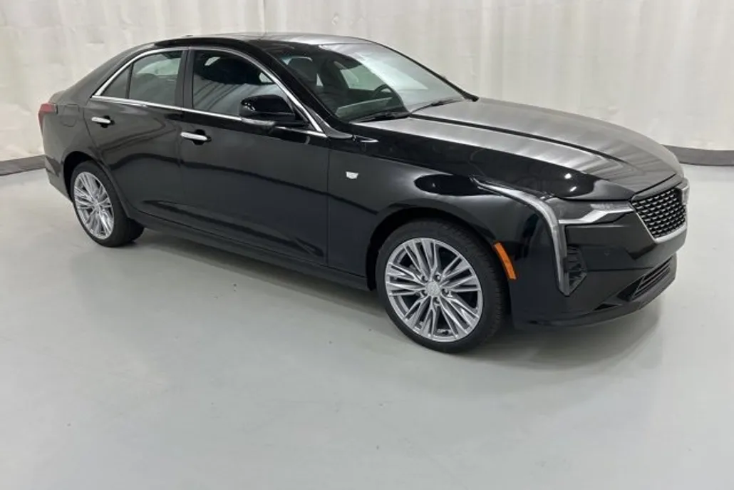 2025 Cadillac CT4 Premium Luxury photo 1