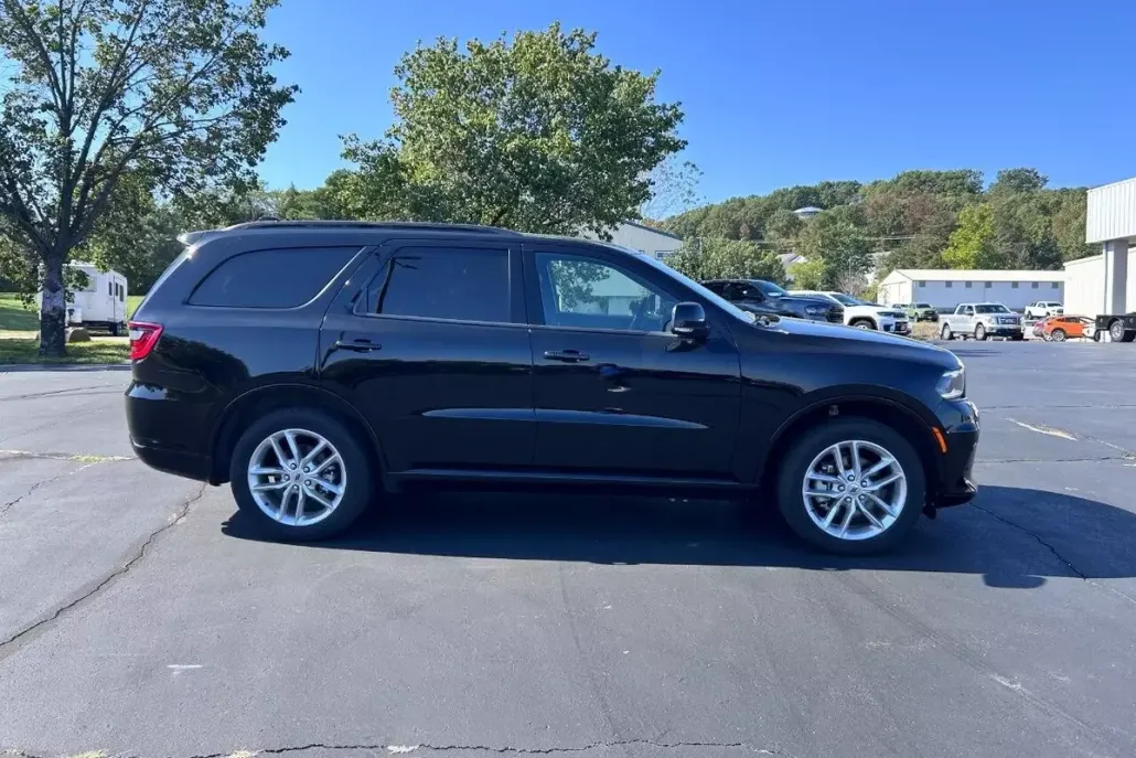 2023 Dodge Durango GT Plus photo 1