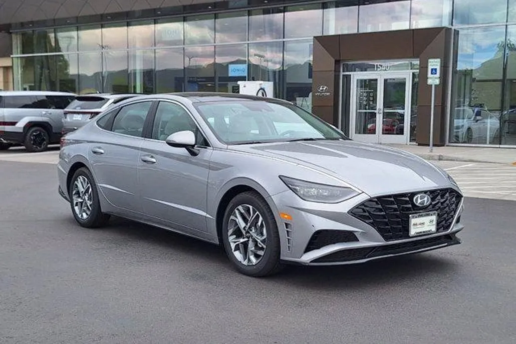 2023 Hyundai Sonata SEL Convenience photo 1